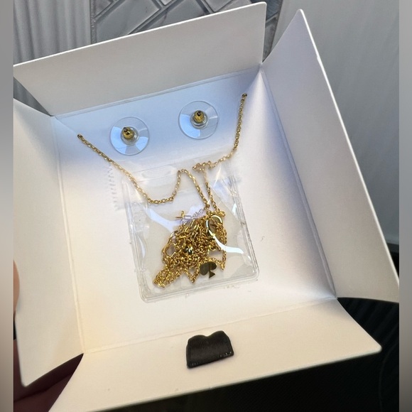 NIP Kate Spade Yours Truly Pave Heart Mini Pendant Necklace and Stud Set - Picture 9 of 9